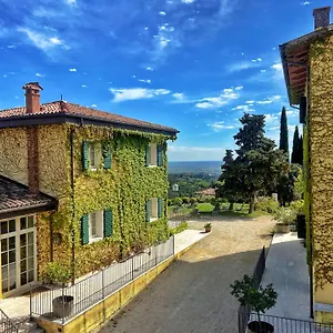  Farm stay La Vineria Di San Mattia Italy
